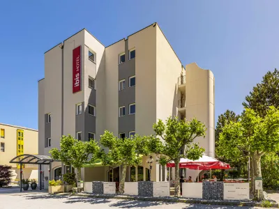 Ibis Sion Các khách sạn gần IUKB Institut Universitaire