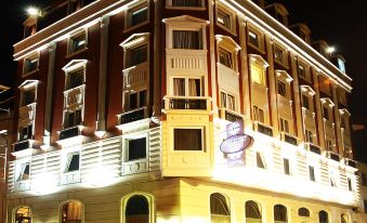 Golden Horn Hotel