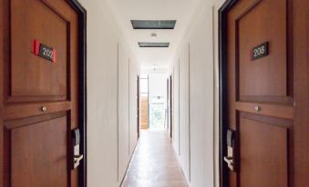 RedDoorz Plus Near Ice BSD 2