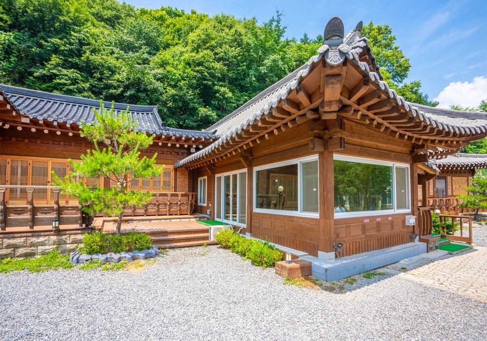 Yejik Hanok Pension Hotels in Yongin-si