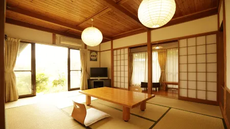 Omisanso Отели рядом с достопримечательностью «Shuzenji Niji-no-Sato»