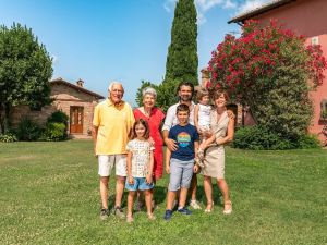 Il Querciolo - Azienda Biologica, Agriturismo e Cantina