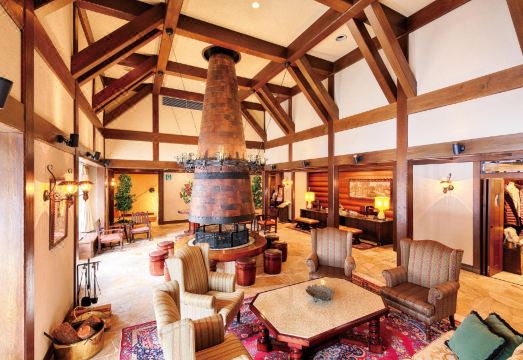 선 멤버스 히루가노의 야외 테니스 코트