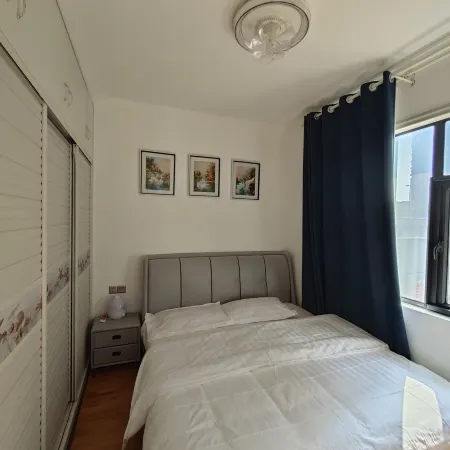 Xiangyang Shiguang Homestay (Fazhan Avenue No.1)