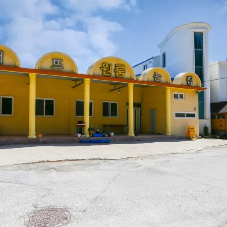 Uljin Haetteuneunjip Pension