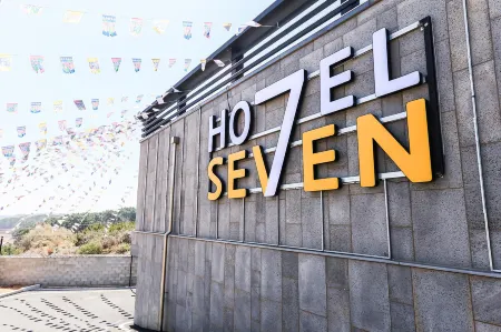 Taean Seven Self Check-in Motel Отели рядом с достопримечательностью «Ch'ŏngp'odae-haesuyokchang»