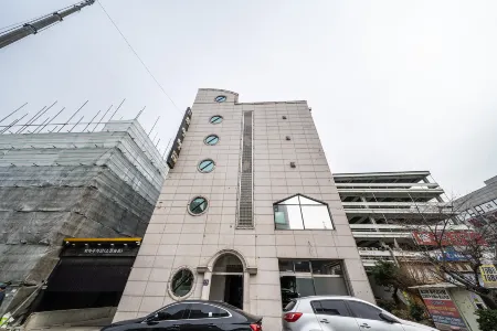 Hotel Bunny Отели рядом с достопримечательностью «Saeng-Geumjib»