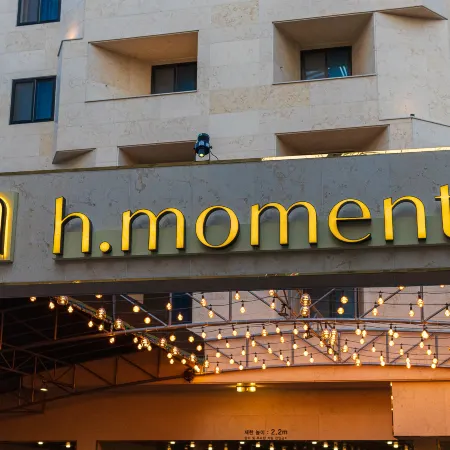 Busan Hadan H Moment Hotel Hadan Branch Отели рядом с достопримечательностью «Пляж Дадэпо»