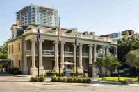 Hotel Ella Hotels in West Lake Hills