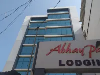 Abhay Palace Lodging