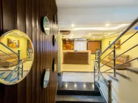Diamond Plaza Hotels near Marble Palace