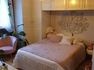 Jo Paris 2024 - Chez Nathalie - 2 Chambres d'hôte en Bed & Breakfast