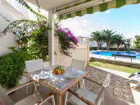 Las Mimosas Hotels near Cala Bot