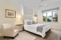 Sorrento Beach Bed & Breakfast Hotels in Ocean Reef