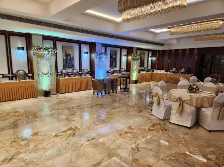 Hotel Golden Orchid Отели в г. Лакхнау