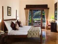 Jehan Numa Retreat