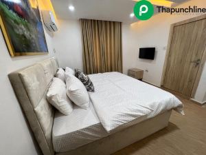 Thapunchline Apartments & Hotels