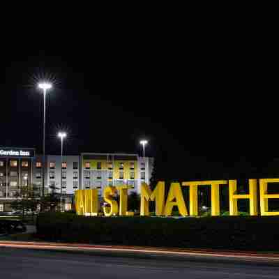 Hilton Garden Inn Louisville Mall of St. Matthews Hotel Exterior