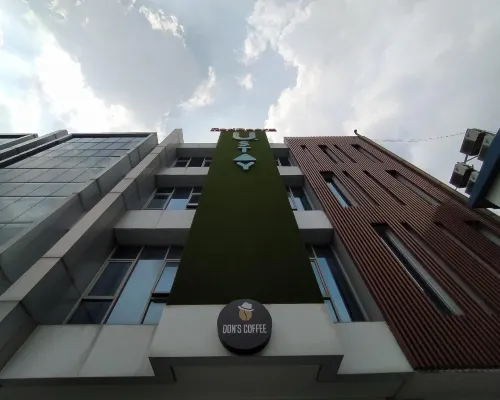 U Stay Hotel Asem Baris Hotels near Cawang