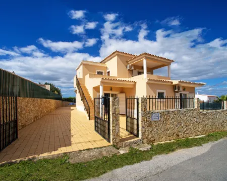 Silena Hotels in Estombar