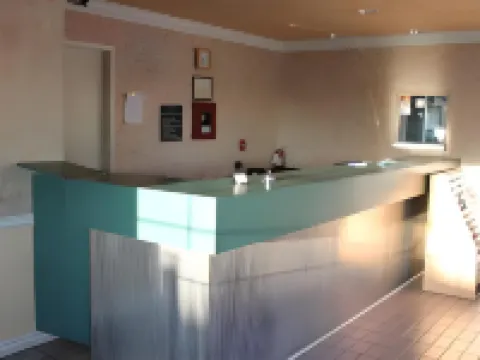 ออเรนจ์ ทัสติน อินน์