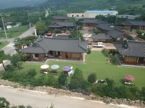 Suncheon Sagyejeol Haeoreum Hanok Pension