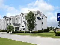 Microtel Inn & Suites by Wyndham Clear Lake Hotels in Clear Lake