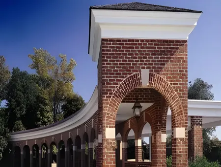 Virginia Crossings Hotel & Conference Center, Tapestry Collection by Hilton