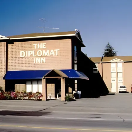 Diplomat Inn Отели рядом с достопримечательностью «Галерея Дердевил»