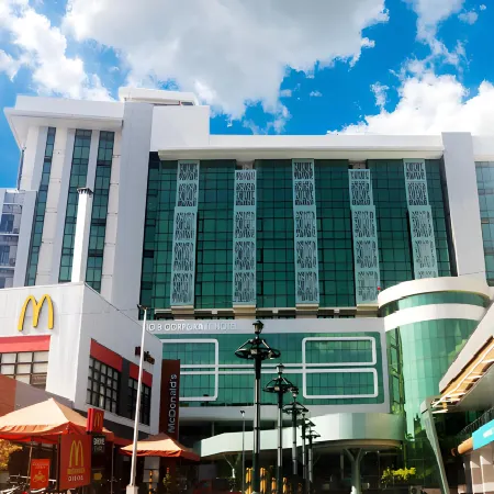 Big 8 Corporate Hotel Digos Отели в г. Дигос