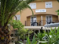 Hôtel le Nid Hotels in Sorède
