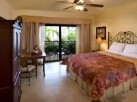 Las Villas Hotel & Golf by Estrella del Mar