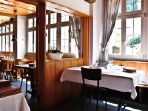 zum Hirschen酒店 酒店