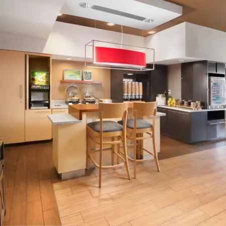 TownePlace Suites Fort Worth Southwest/Tcu Area Отели рядом с достопримечательностью «Стадион Амон Картер»