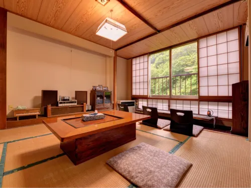 Futamata Onsen Kashiwaya Ryokan - 2-Star