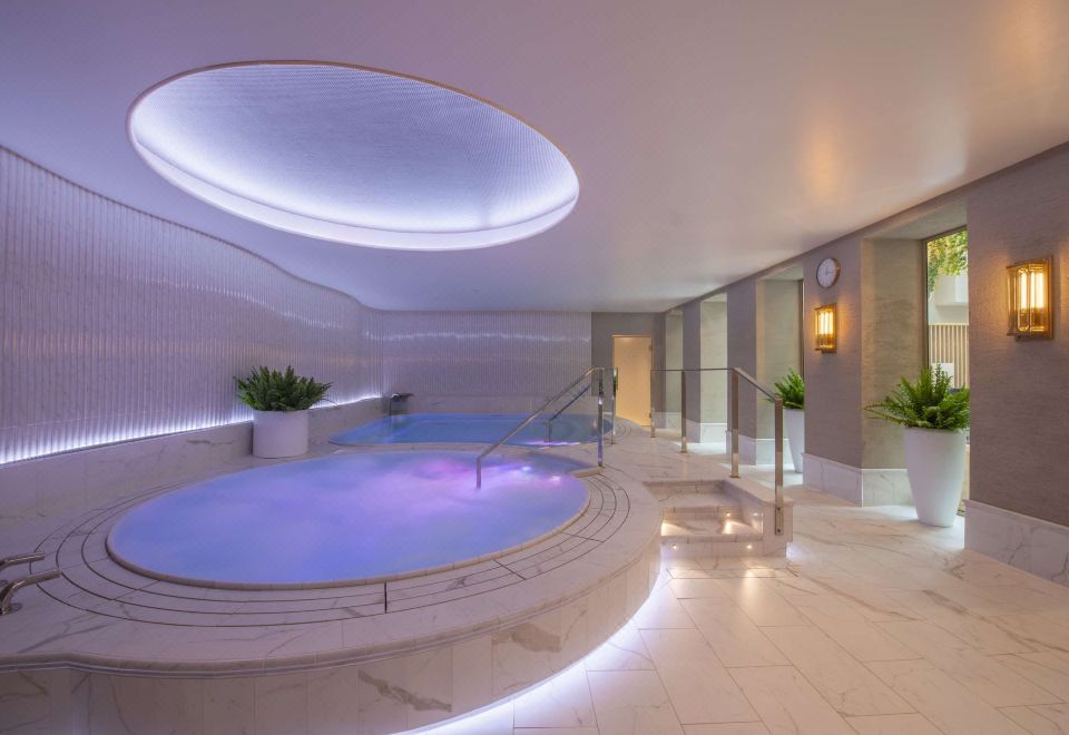 Waldorf Astoria Helsinki 내부 모습