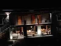 Such as border other mountain homestay Hotels near Yaha Scenic Area