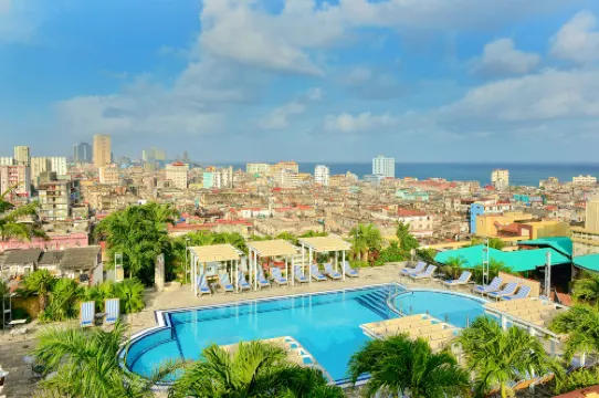 Iberostar Selection Parque Central Hôtels à : La Havane