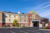 Ramada by Wyndham Tucson Hotels in Tucson