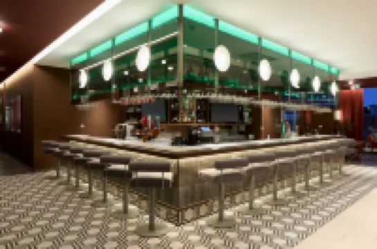 コートヤード・バイ・マリオット モントリオール ラバル