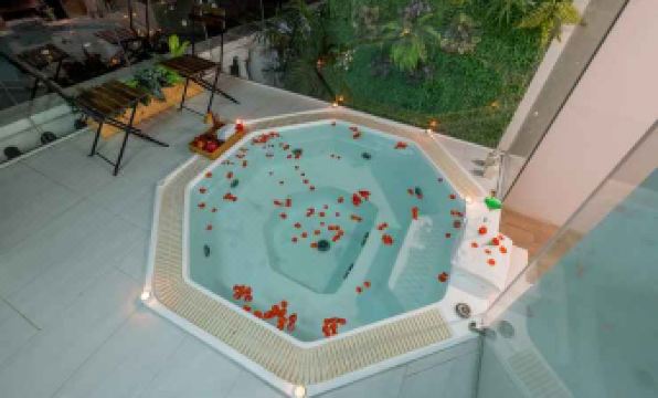 Bao Hung Hotel and Apartment