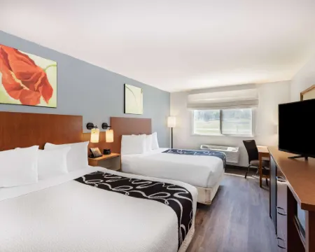 La Quinta Inn & Suites by Wyndham Helena Hotels in Helena