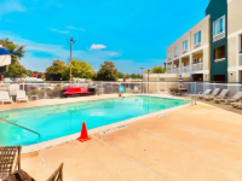 クオリティ イン ロッキーマウント ニア イベントセンター ロッキー・マウントのホテル