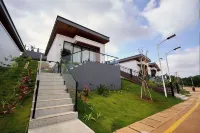 The Pine Mansion Các khách sạn ở Sen Monorom