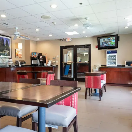 Comfort Suites Lombard/Addison