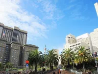 Green Tortoise Hostel Hotels near مرتفعات المحيط الهادي