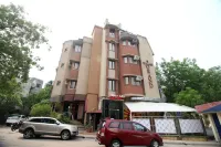 Hotel Royal Castle Grand Hotels in Chittaranjan