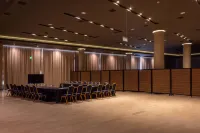 Tryp by Wyndham Asuncion - Airport Shuttle