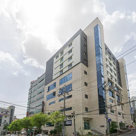 city hotel