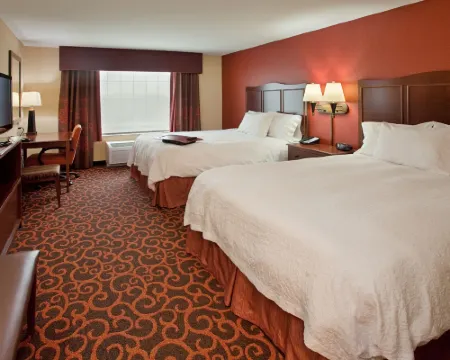 Hampton Inn & Suites Watertown Hotels in Codington County